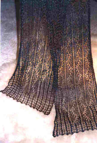 Pillared Archways Lace Scarf