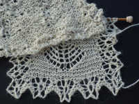 comparing unblocked knitted lace to blocked lace